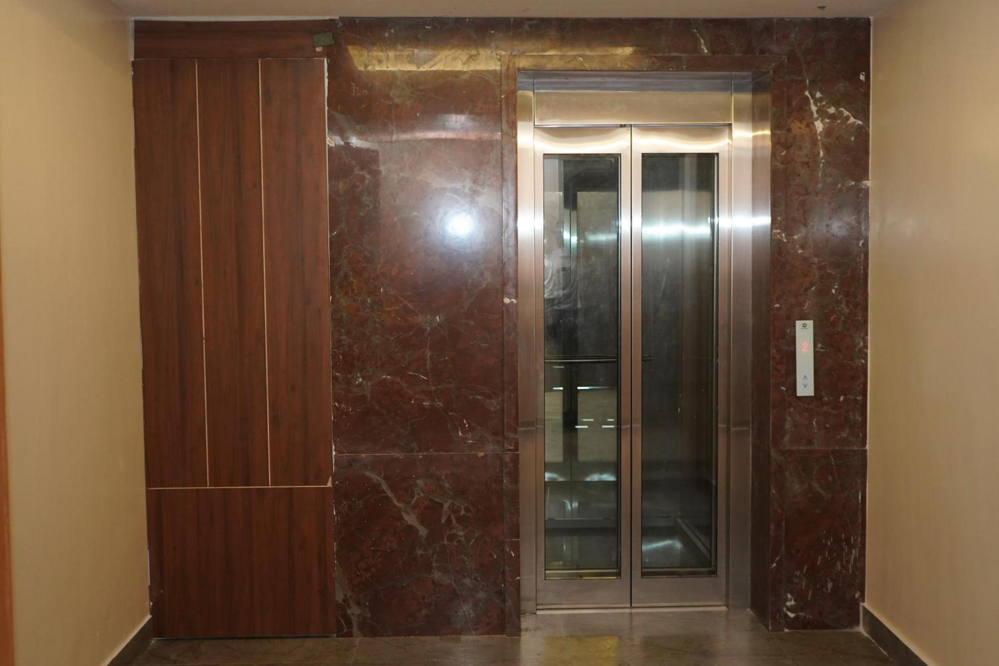 Vantara Suites Vellore Bagian luar foto